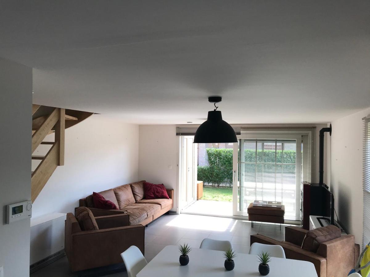 Vakantiehuisje De Panne Vlak Aan Plopsaland En De Zee Εξωτερικό φωτογραφία